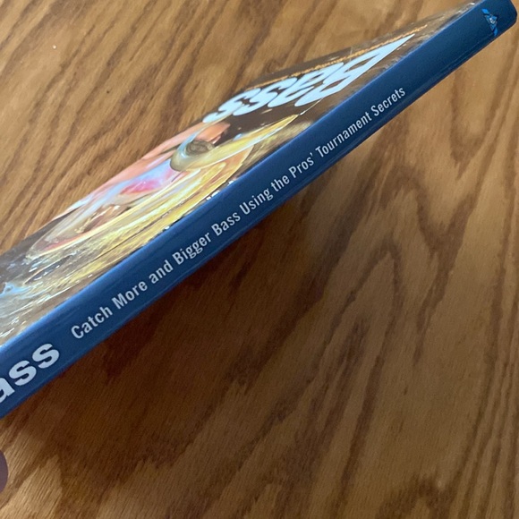 BASS Catch More and Bigger Bass using the pros’ tournament secret HB BOOK - Picture 4 of 11